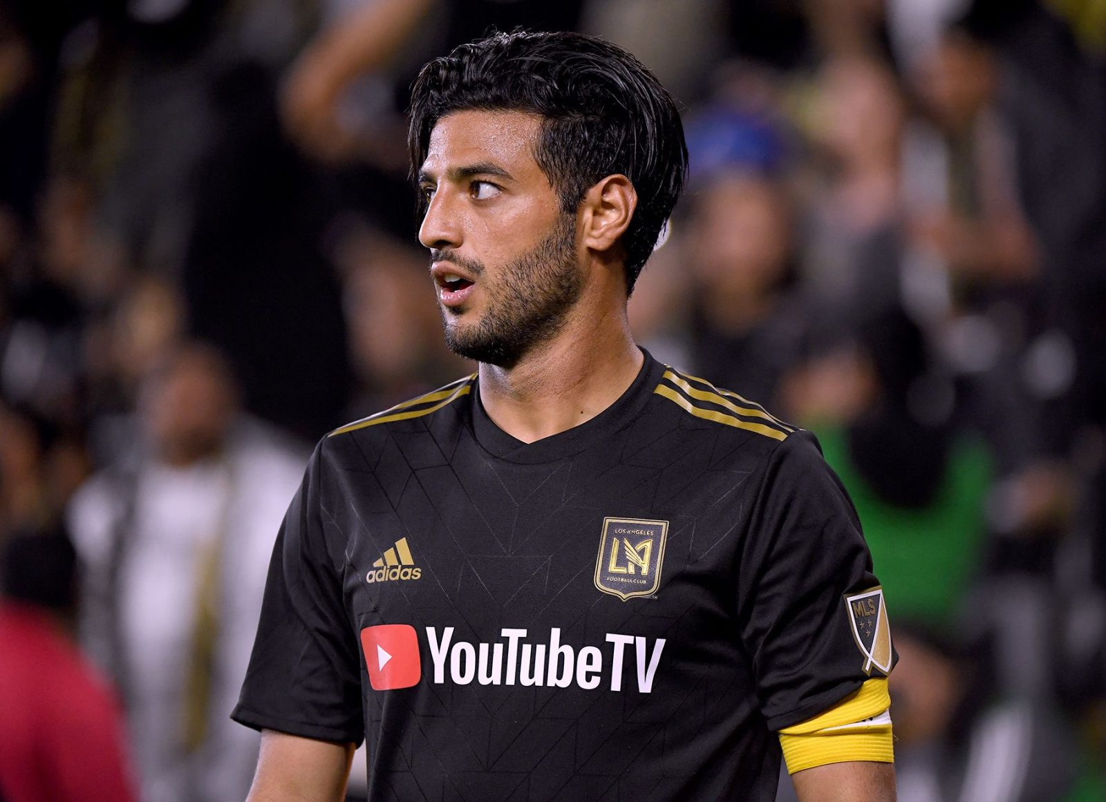 Carlos Vela, ex jugador del Arsenal, de la Real Sociedad y actualmente de L.A.F.C, aseguró que disfruta mucho estar en México, por lo que no descarta jugar en la Liga MX, siempre y cuando sea lo mejor para su familia.