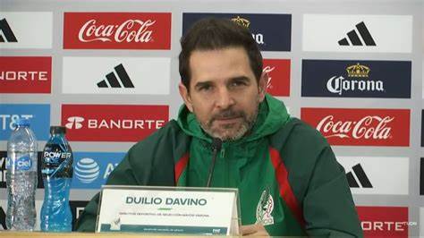 El día de hoy se hizo la presentación oficial ante los medios de comunicación de Duilio Davino como Director Deportivo de la Selección Mexicana.