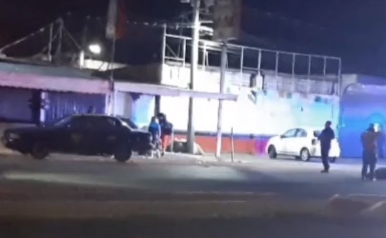 Ataque armado en bar de Puebla deja 4 muertos (Video)