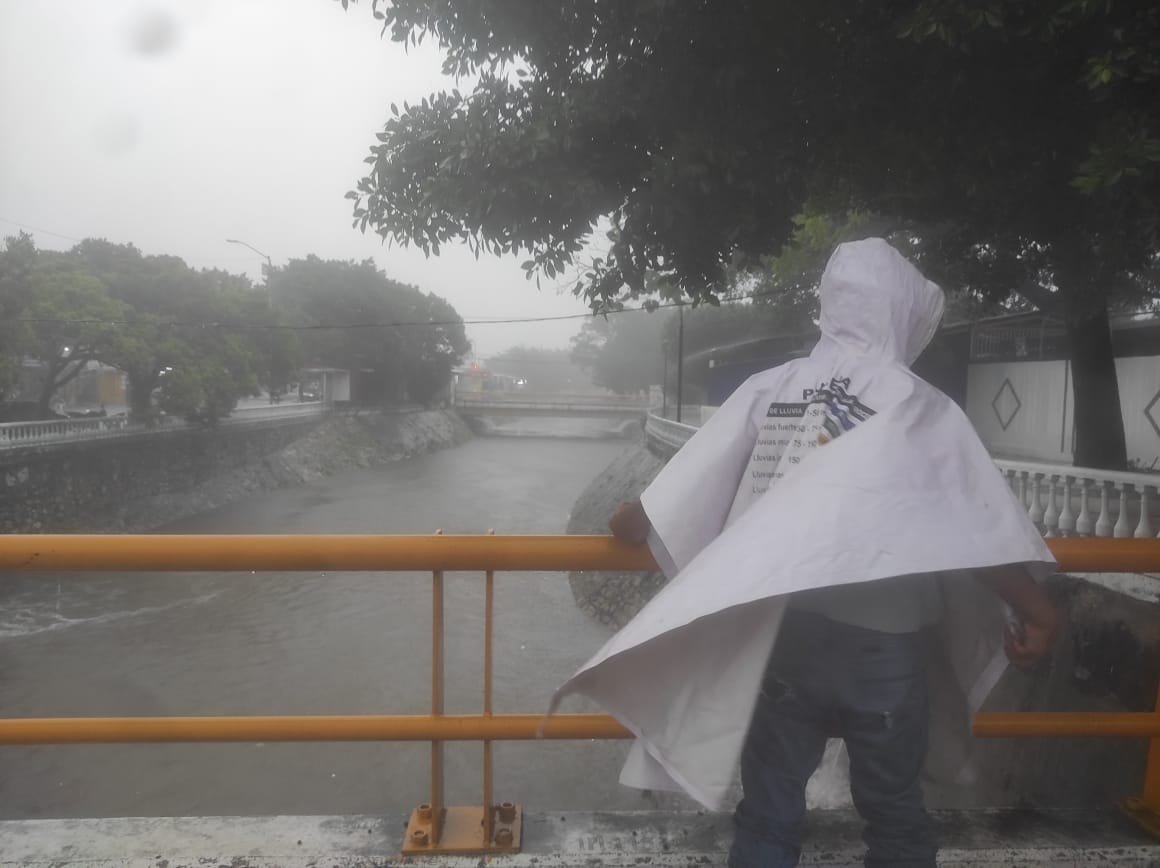 Fuertes lluvias en Chiapas dejan inundaciones