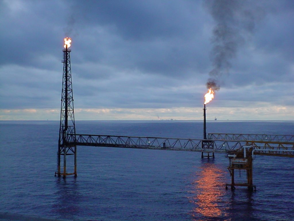 Derrames de crudo en la Sonda de Campeche afecta la producción pesquera