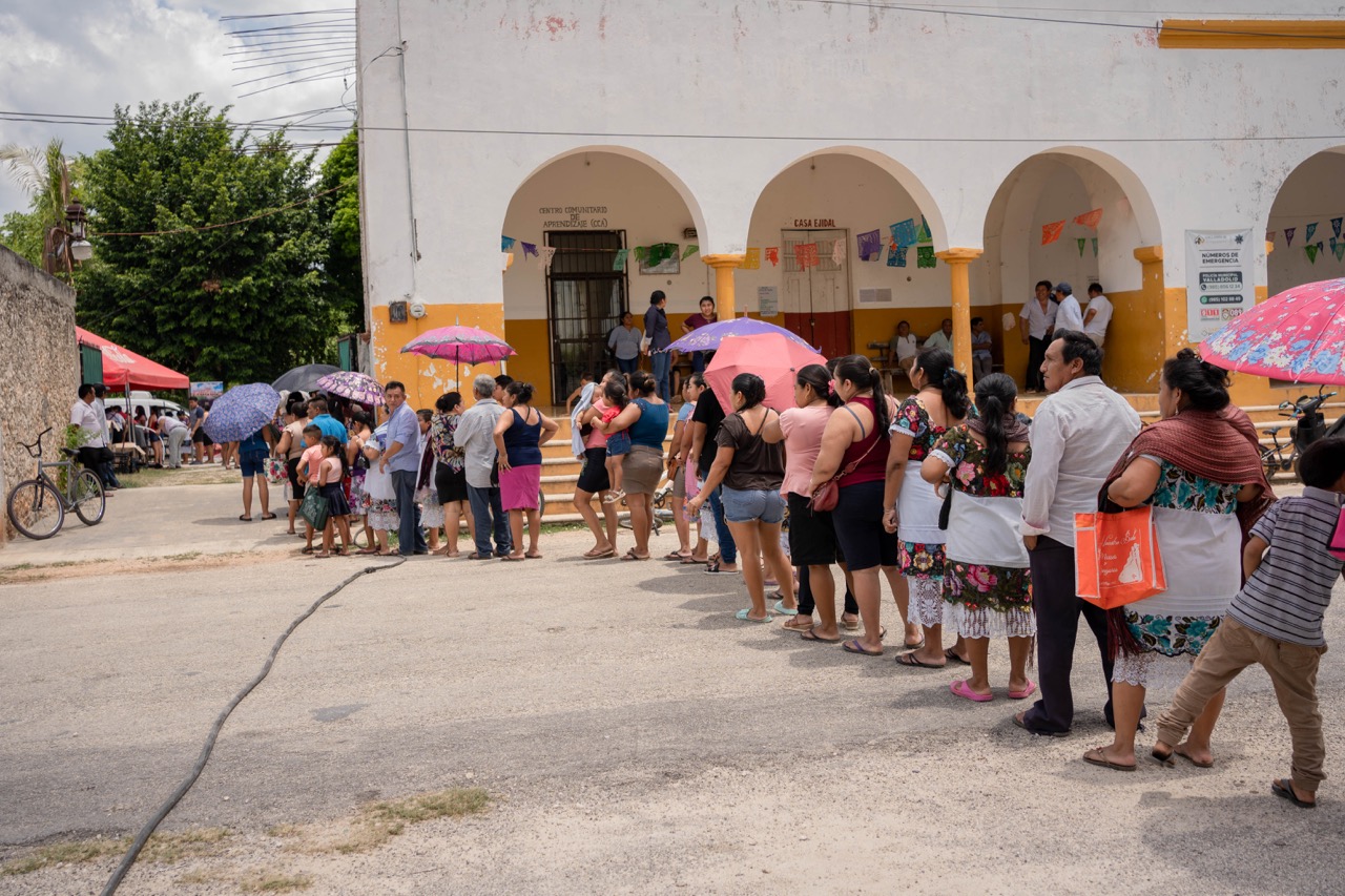 ARVAY ofreció comida comunitaria a 600 beneficiarios de comisariado en Valladolid.