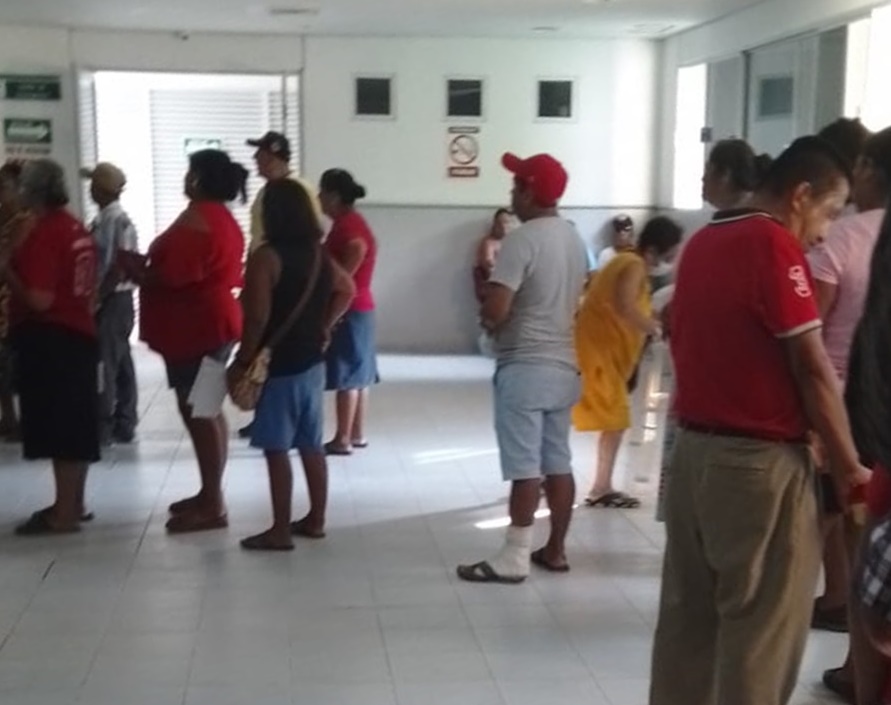 Continúa quejas contra el IMSS