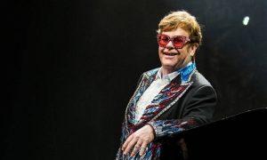 “Nunca pensé que algún día tocaría en Glastonbury y aquí estoy”, afirmó John