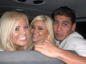 Carlos Salcido y Yamile