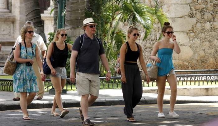 12 mdp diario dejan turistas en Yucatán