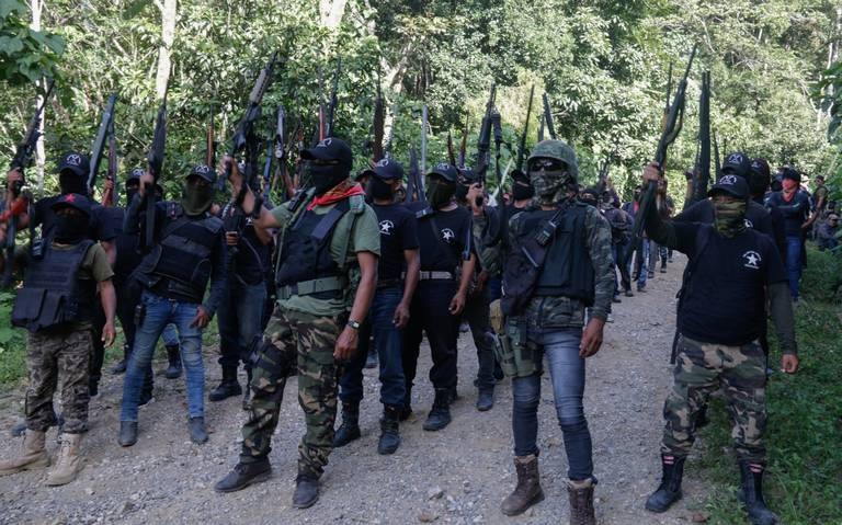 “Pero no muchos” afirma AMLO, tras aceptar existencia de autodefensas en Chiapas