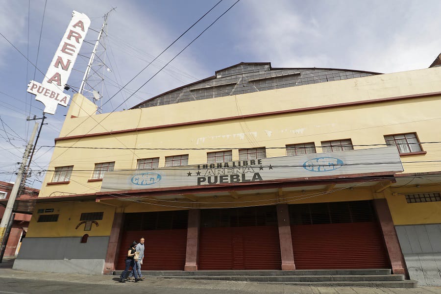 Asaltan la taquilla de la arena Puebla en medio de función de Lucha Libre