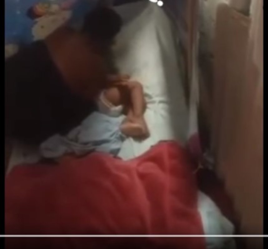 Mujer golpea a un bebé y lo deja inconsciente: la Fiscalía de Chiapas investiga el indignante caso.