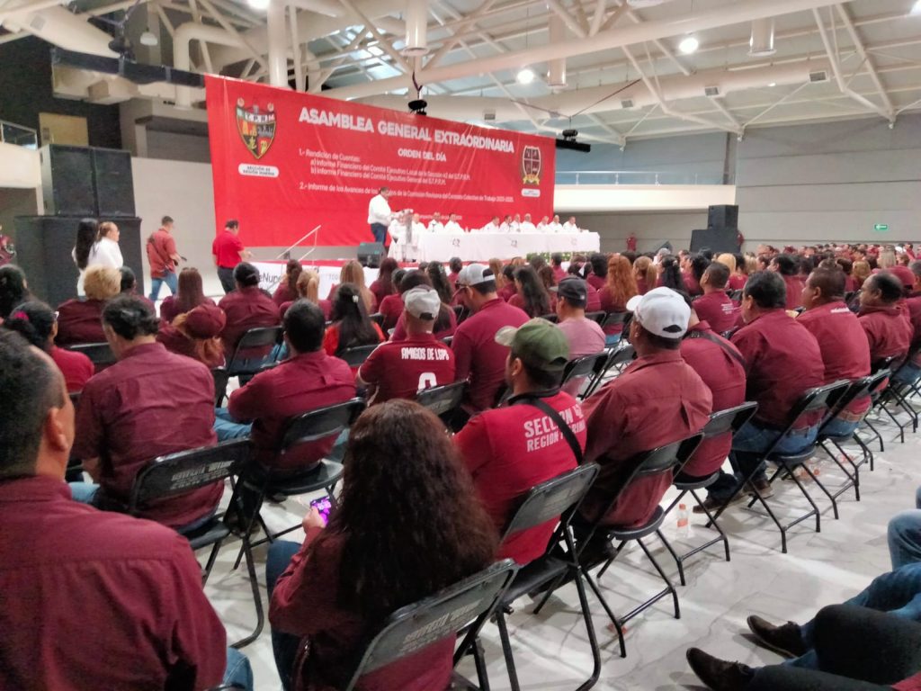 Petroleros jubilados de la Sección 42 del STPRM de Ciudad del Carmen piden un incremento al pago de sus jubilaciones del 8.7%