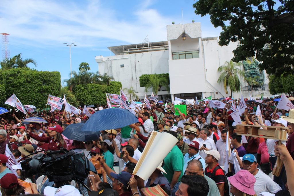 Asamblea informativa número 100 de Adán Augosto fue en Ciudad del Carmen