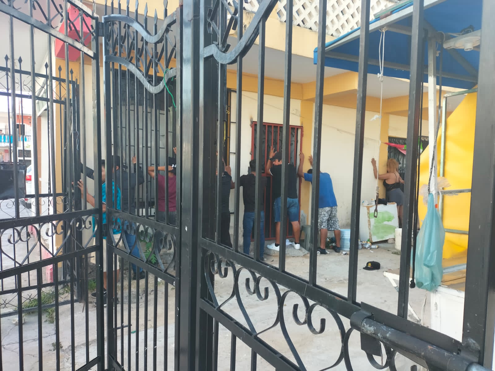 Playa de Carmen rescatan a 20 jóvenes que eran víctimas de trata