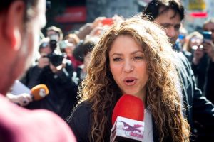 Acusa tribunal: Shakira factura sin pagar impuestos
