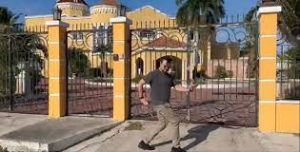 Grabó un video Aleks Sintek en la casa de Mérida- Progreso