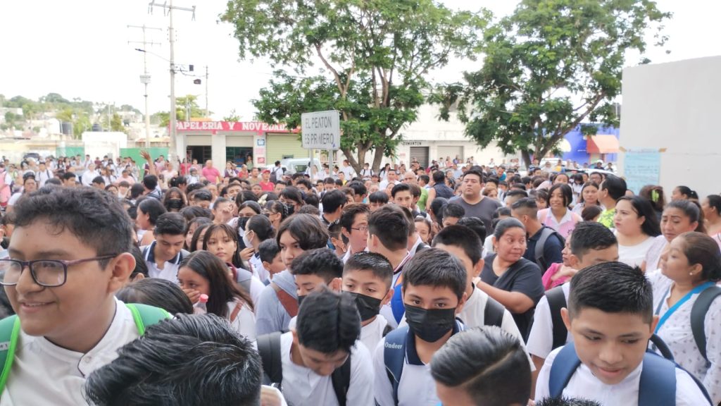 Protestas en Campeche en inicio de clases 
