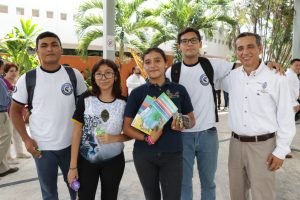 Felicitan a las alumnas y los alumnos de nuevo ingreso