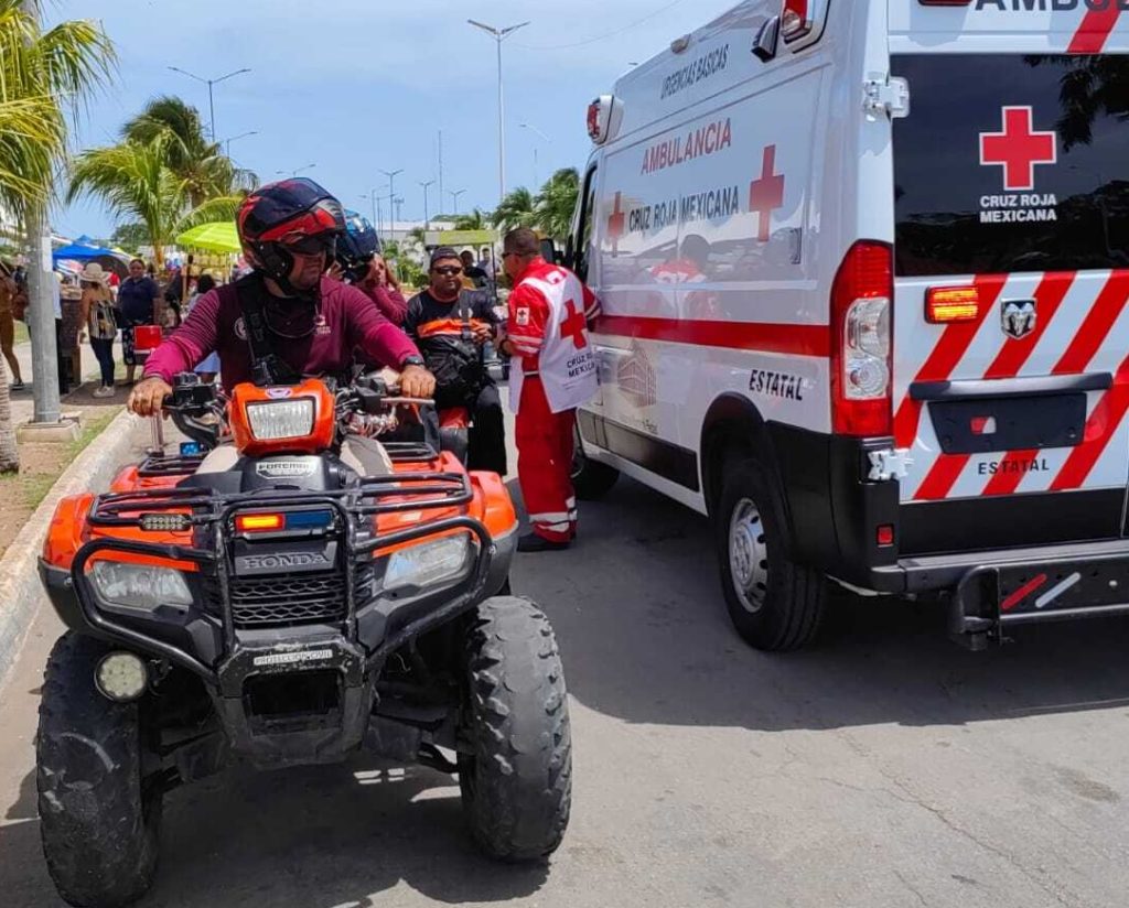 Protección Civil de Ciudad del Carmen atendió a 35 personas por golpe de calor durante la Feria de Julio