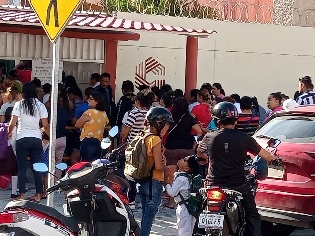 Inicia nuevo ciclo escolar en el municipio del Carmen: Retornan a las aulas 49,000 alumnos