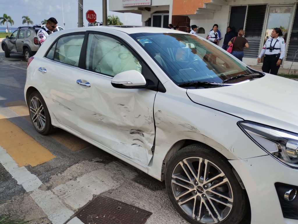 Fuerte choque en la Lazareto