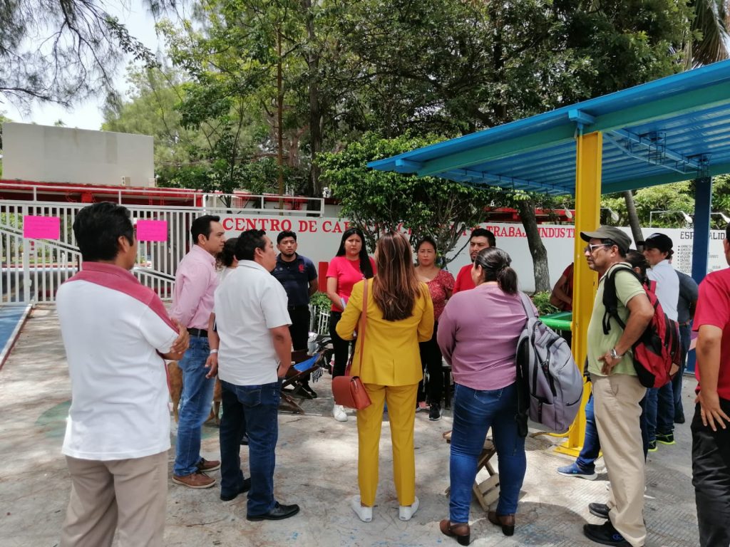 Segundo día de huelga de trabajadores del CECATI 50 de Ciudad del Carmen