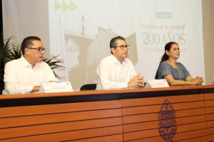 Comunidad universitaria es incluida en actividades del Bicentenario del Congreso de Yucatán