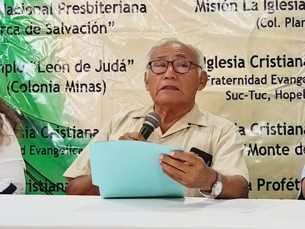 Comunidad Evangélica rechaza nuevos libros