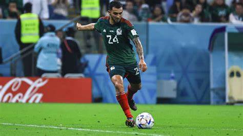 Luis Chávez entrena fuera de las instalaciones del Pachuca para no perder ritmo