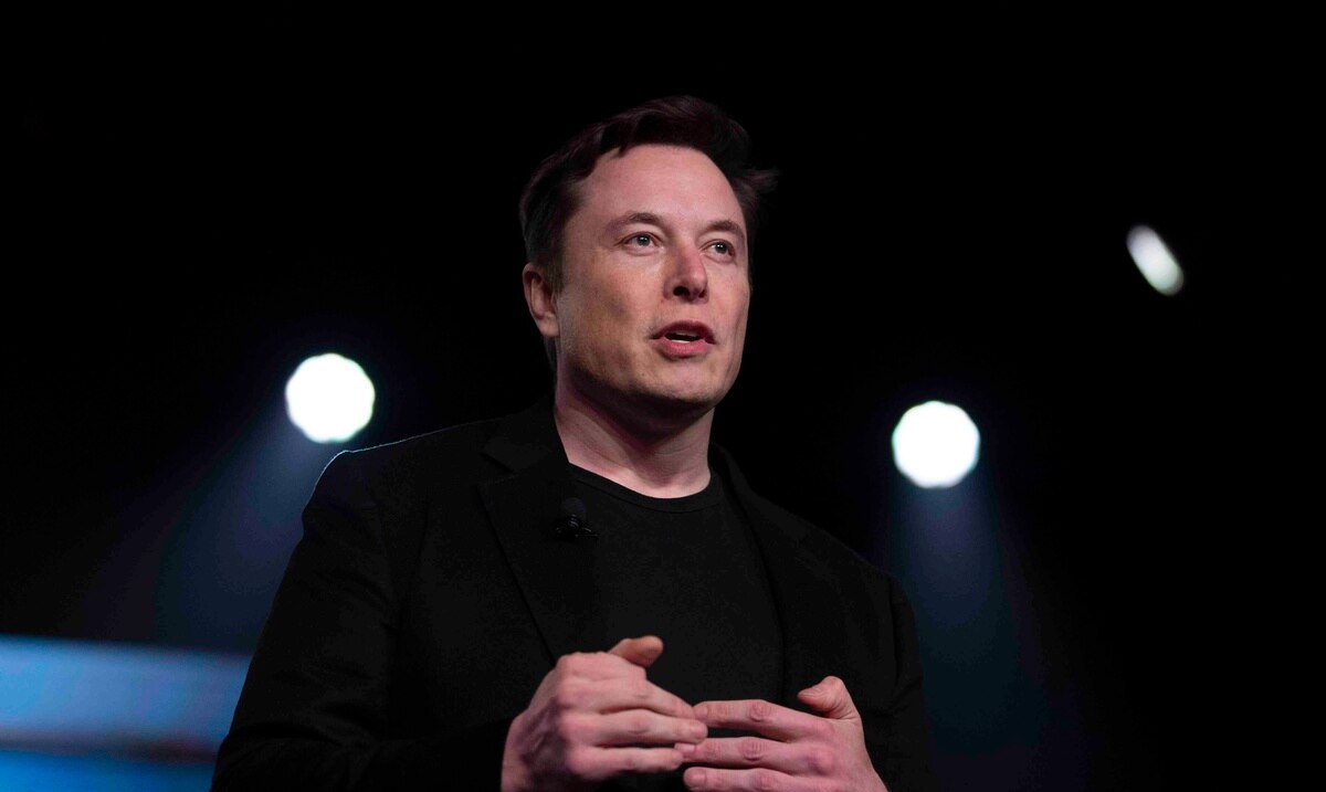 Elon Musk admite que X