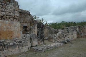 Promesa resalta el valor de la Zona Arqueológica de Oxkintok, en Yucatán