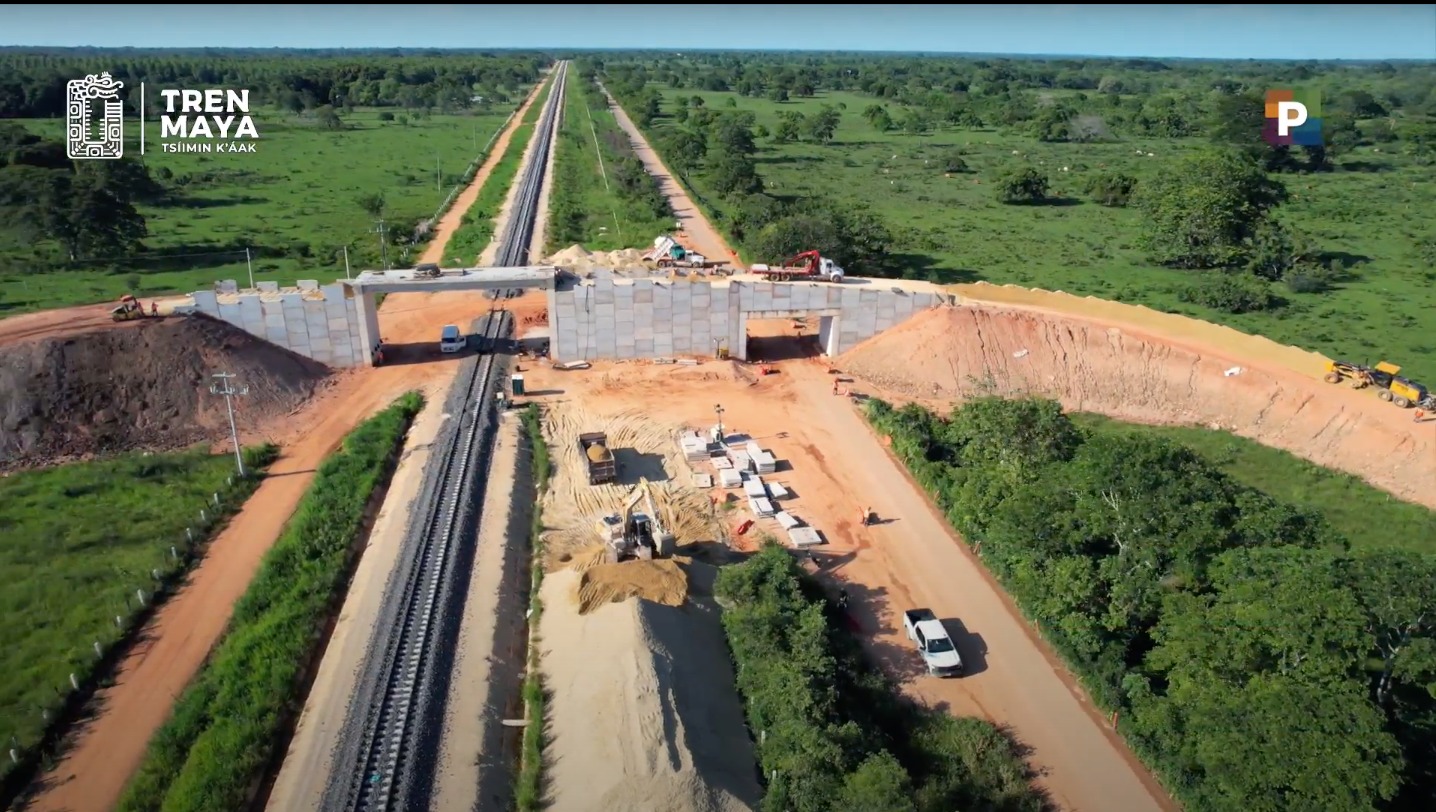 Tren Maya cuenta con 185 km de vía terminada: Javier May