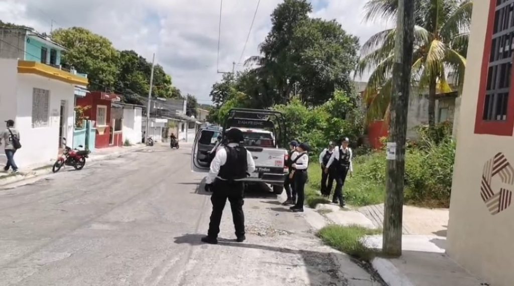Sujetos balean casa en Campeche
