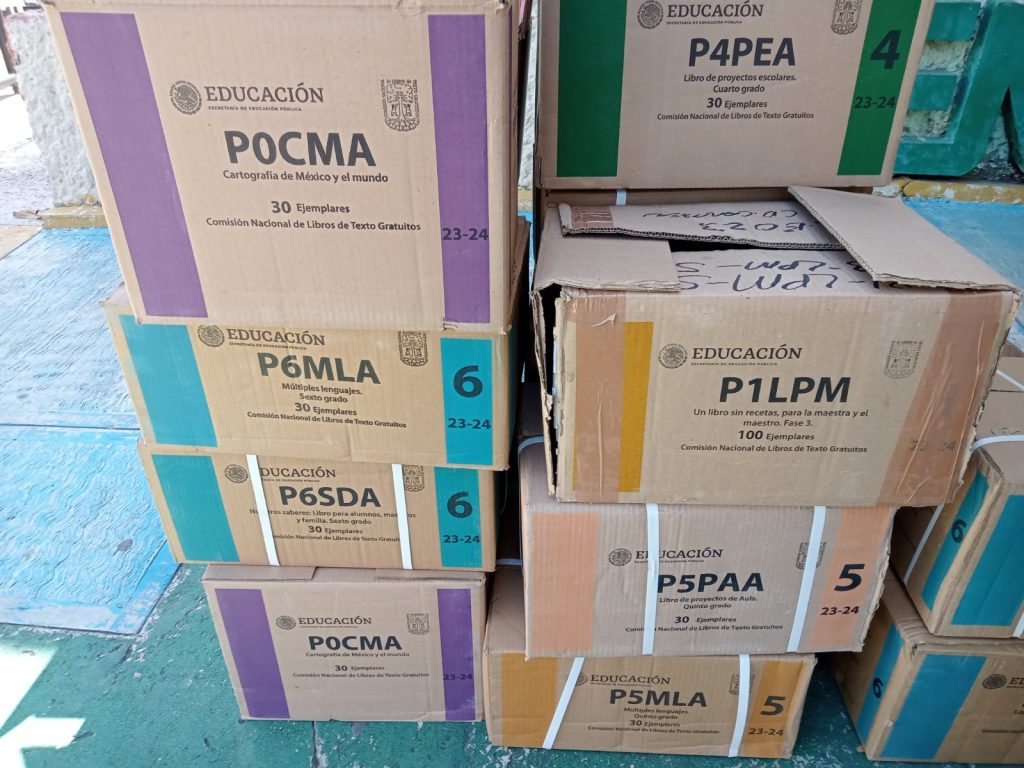 Alumnos de escuelas de nivel básico tendrán sus libros de texto en el primer día de clases: En el municipio del Carmen