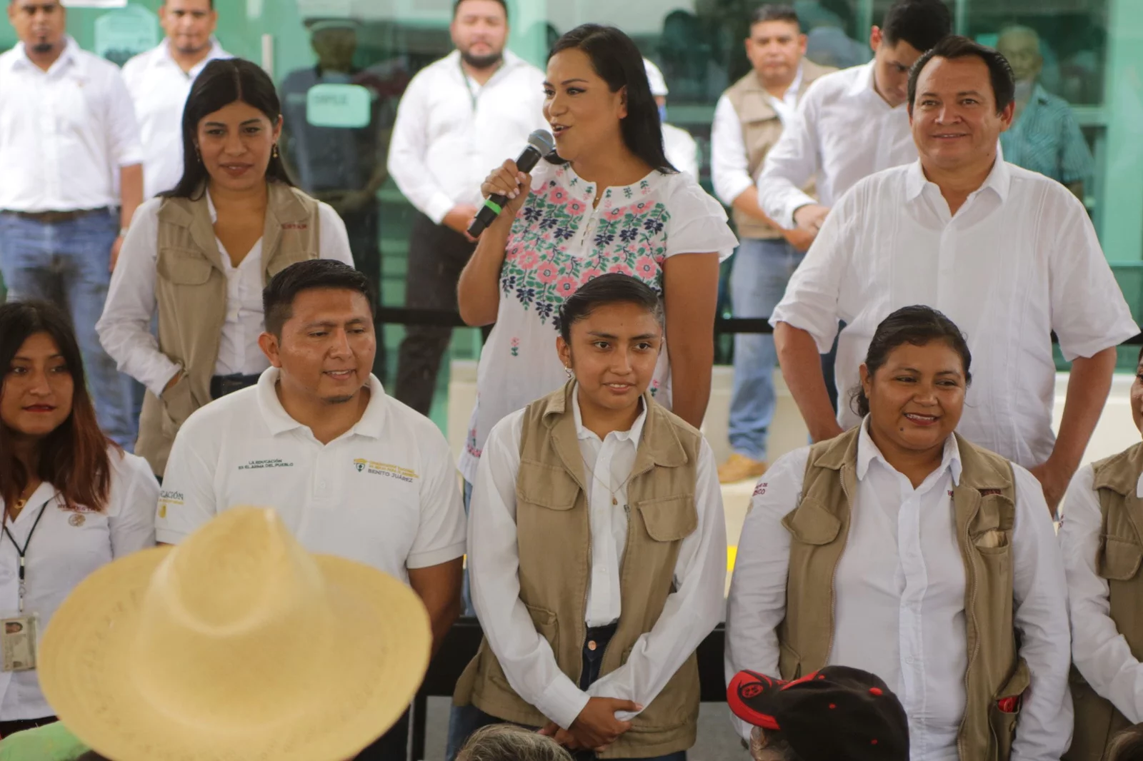 En Yucatán ha disminuido la pobreza: el gobierno ha entregado apoyos a miles de yucatecos