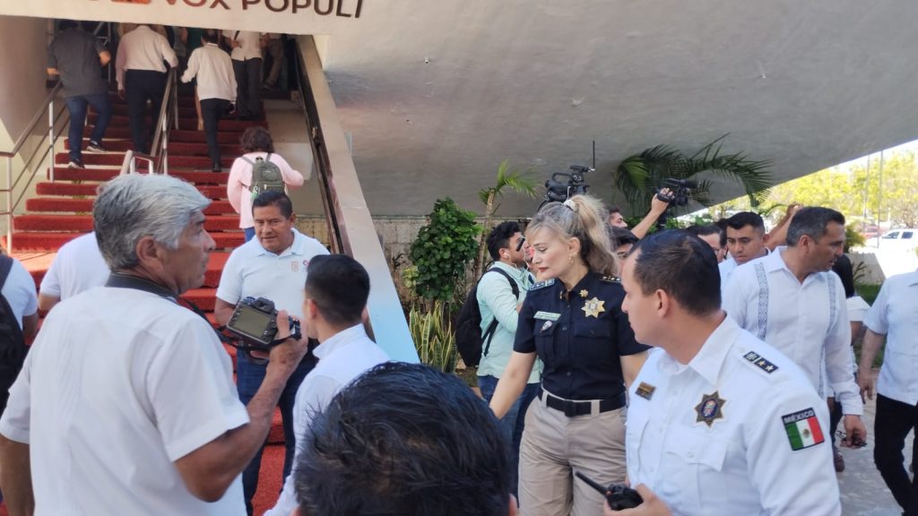 Marcela Muñoz titular de la SPSC llegó al evento