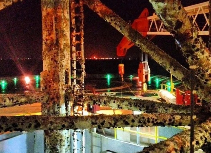 La mayoría de las 270 plataformas marinas que se encuentran en la Sonda de Campeche se encuentran deterioradas