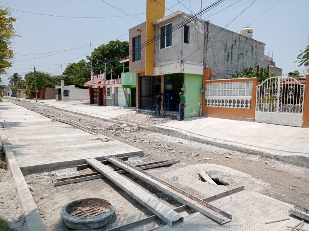 Obras equitativas piden agrupaciones obreras al edil carmelita, Pablo Gutiérrez Lazarus