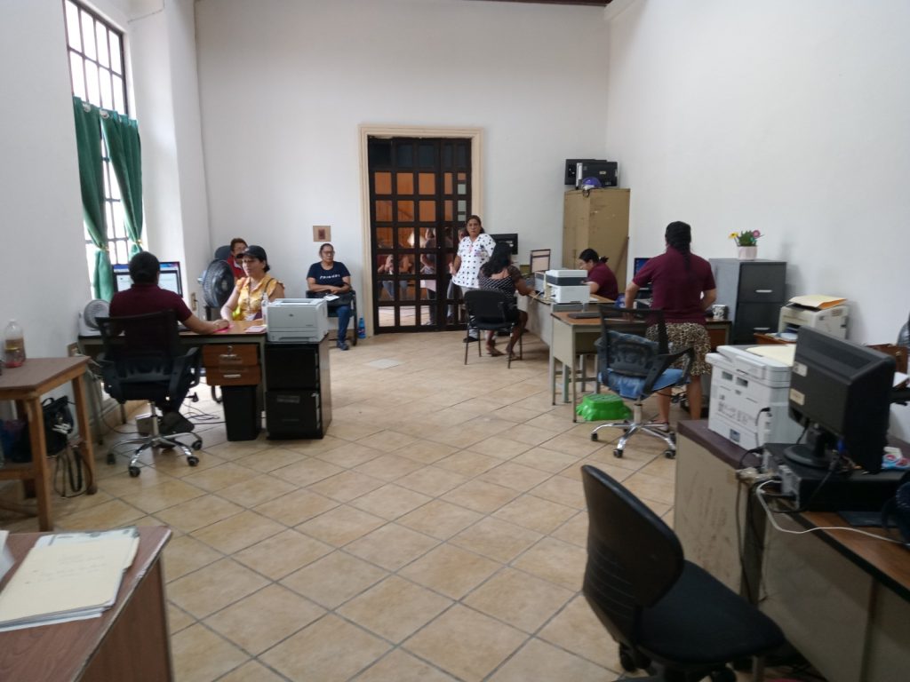 Algunos carmelitas no se encuentran convencidos de la CURP con datos biométricos