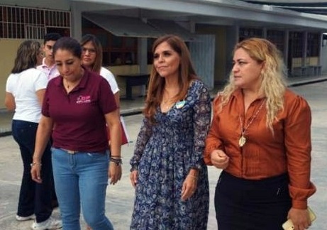 Sandy Manrrique y Verónica Lezama Espinosa,