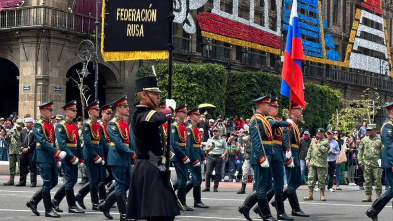AMLO justifica asistencia de delegación del Ejército de Rusia en el desfile del 16