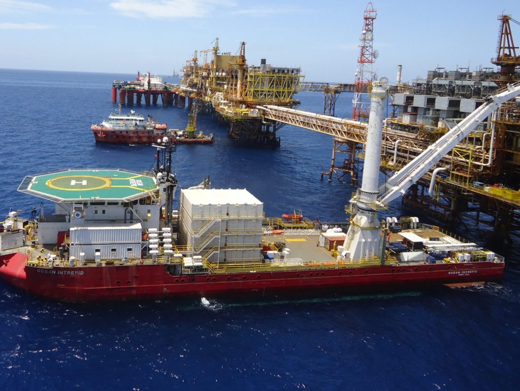 Atrasos en pagos de PEMEX a macroempresas ha generado el cierre de algunas PyMES en Ciudad del Carmen