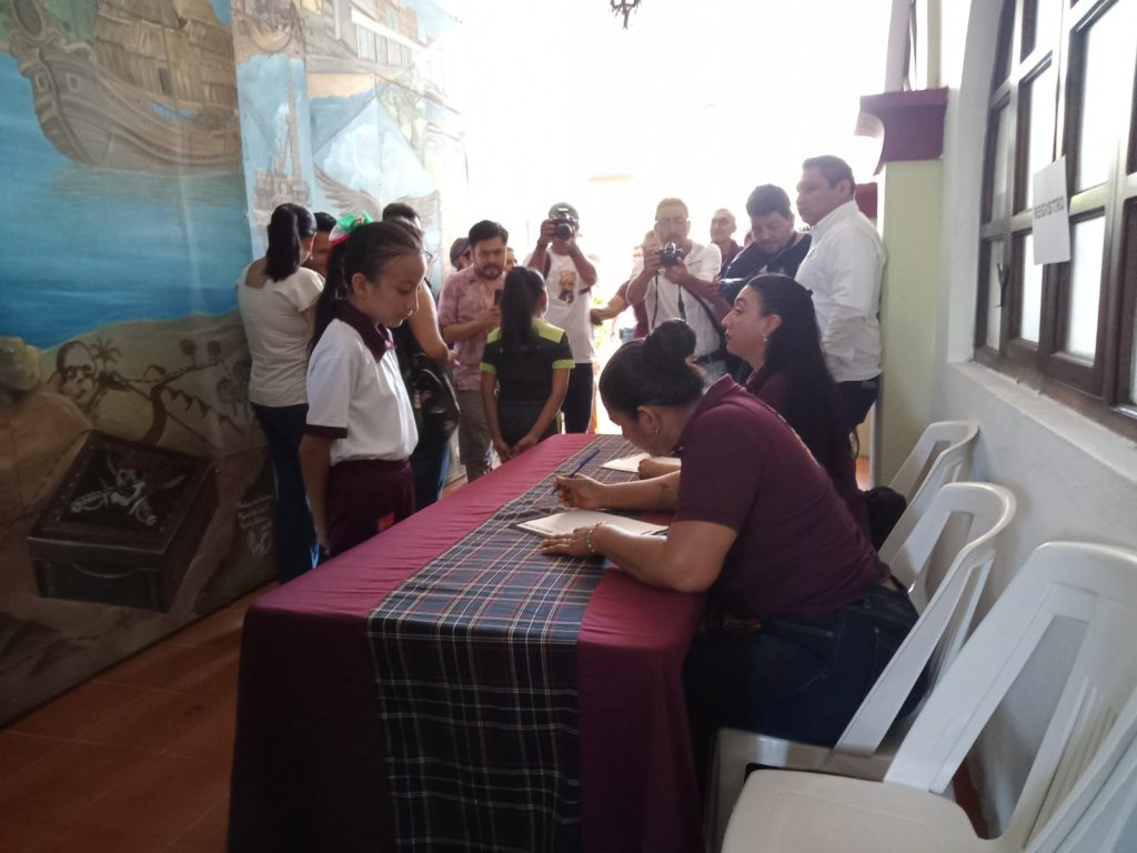 Simulacro de huracán categoría 3 en Ciudad del Carmen