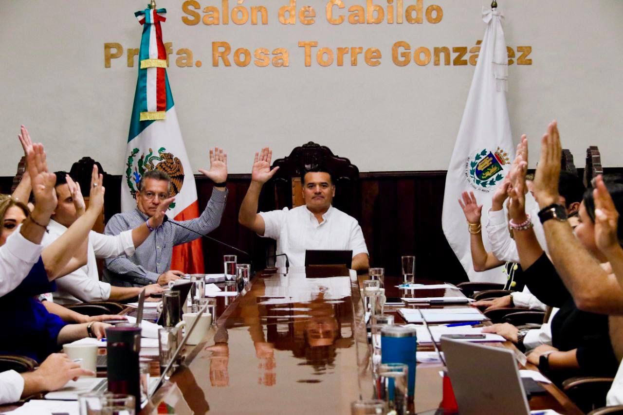 Habrán más mecanismos de transparencia en Yucatán así lo garantiza el Alcalde Renán Barrera