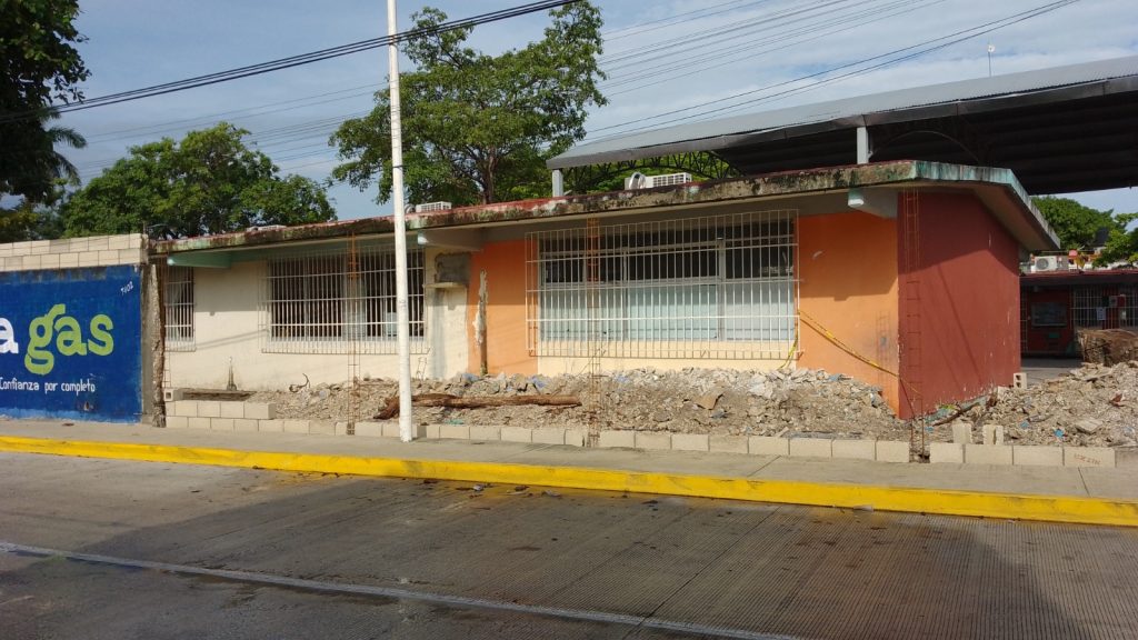 Obreros carmelitas desplazados ante el consentimiento de las autoridades municipales