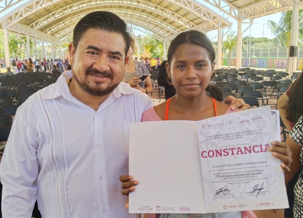 Reciben microcomercios del municipio de Carmen apoyos de cinco mil pesos