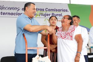 ”Muchas gracias por ayudarnos a salir adelante en el campo”, reconocen beneficiadas, en evento realizado en Xcunyá