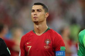 Cristiano Ronaldo hizo una demostración de afecto sin saber que estaba cometiendo un delito.