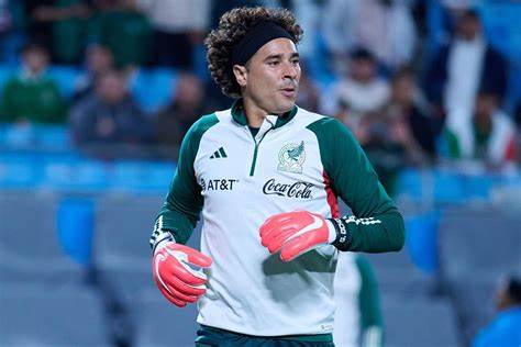 Werevertumorro critica la titularidad de Memo Ochoa en el partido de México ante Ghana