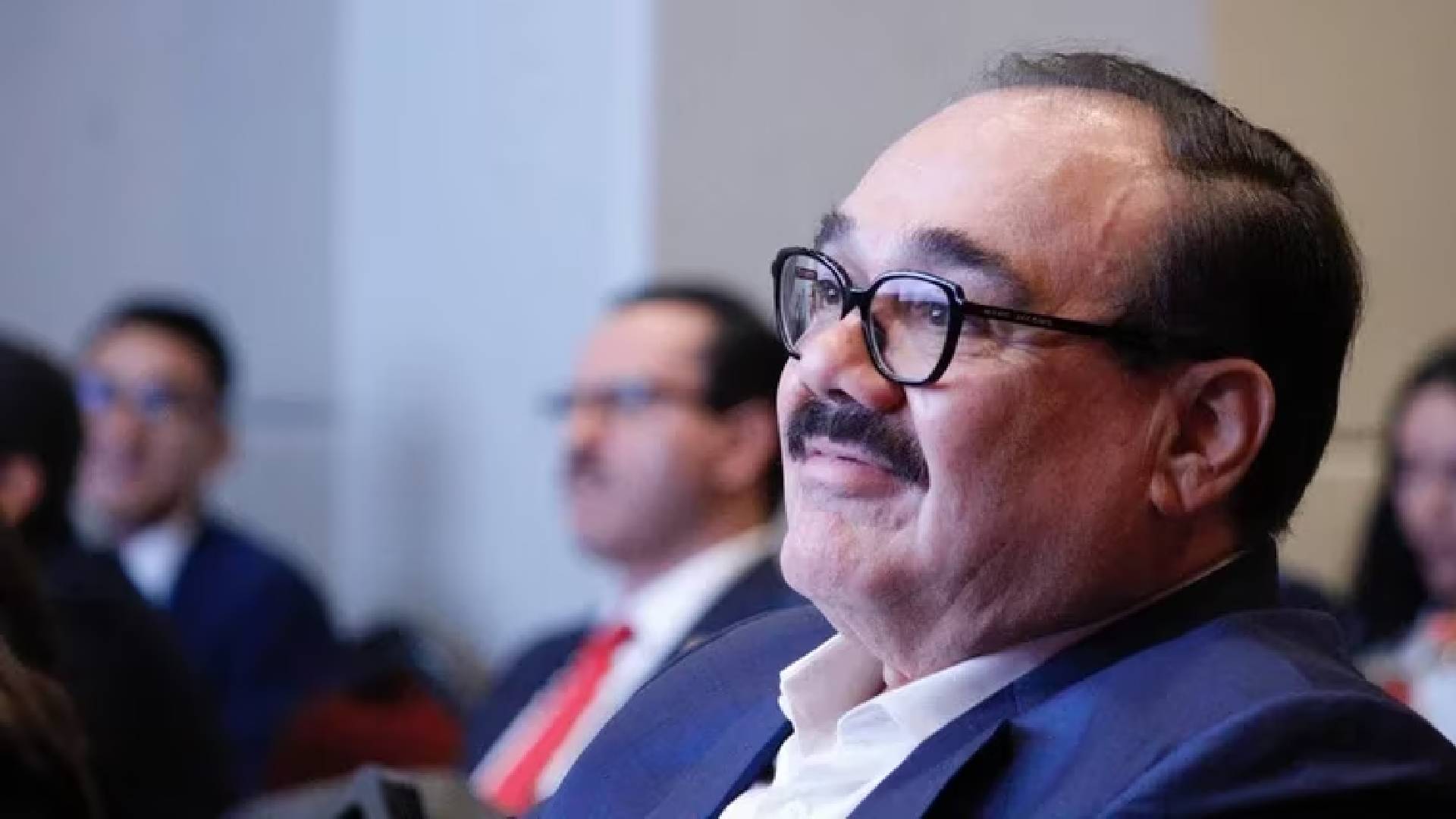 Jorge Carlos Marín se baja de la contienda a la candidatura de Yucatán