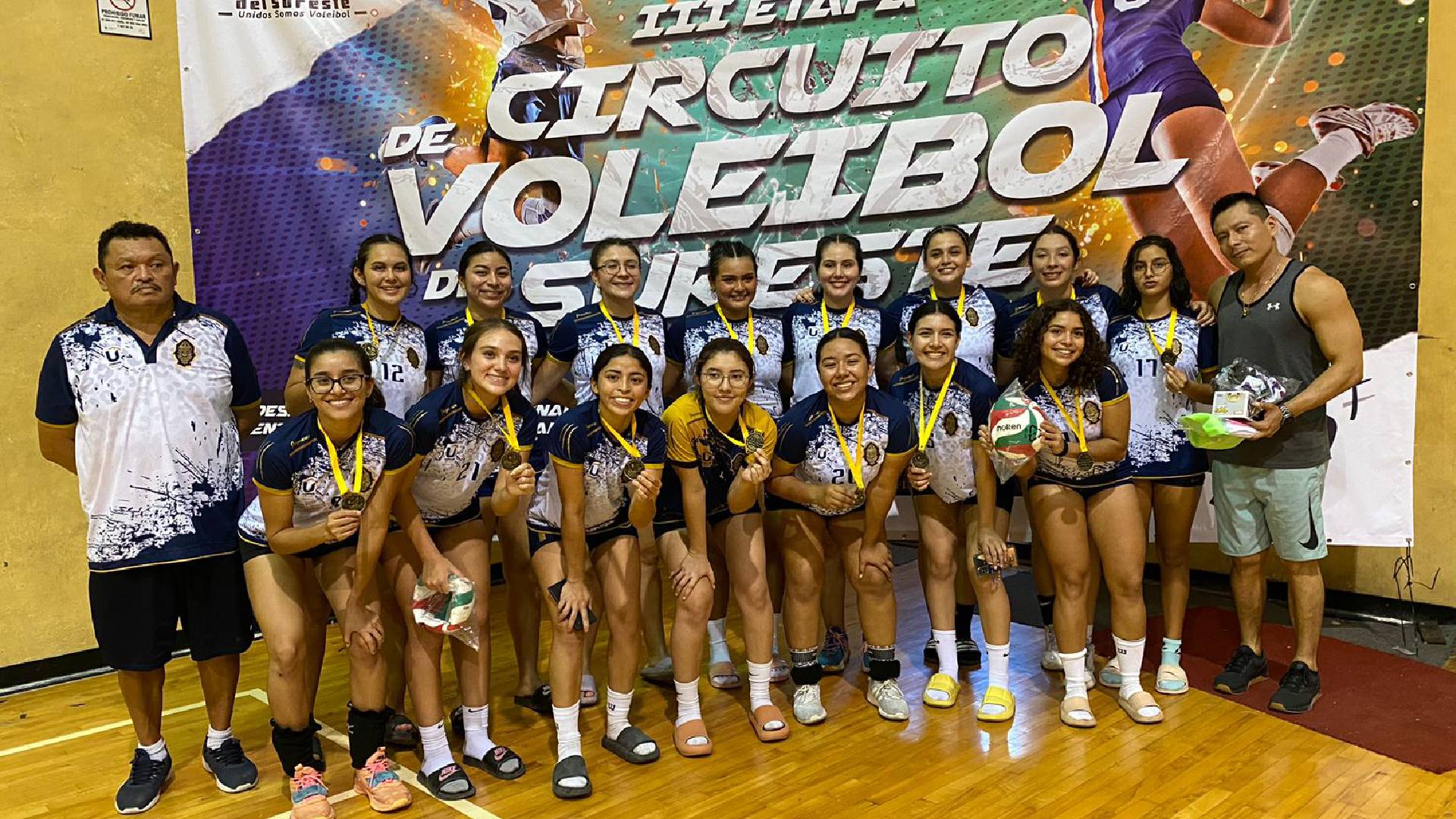 Las Jaguares se coronan en el Circuito de Voleibol del Sureste