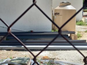 Estos algunos de los materiales que se utilizaron para la construcción del domo.